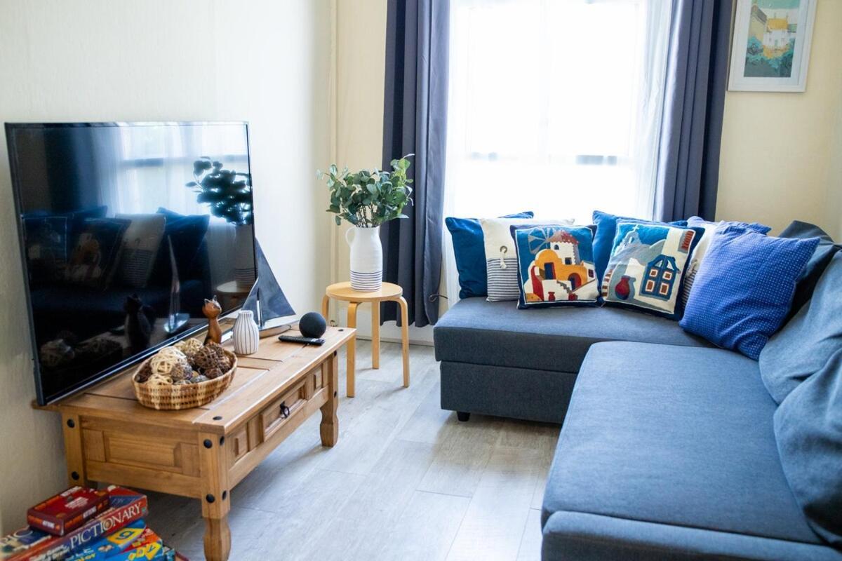 Bright & Cozy Flat In Battersea